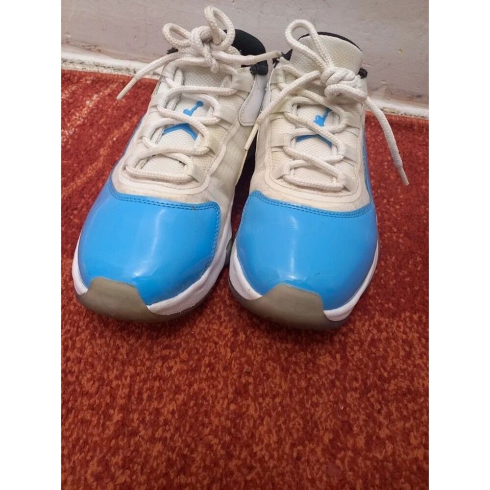 Air Jordan 11 CMFT Low GS University Blue